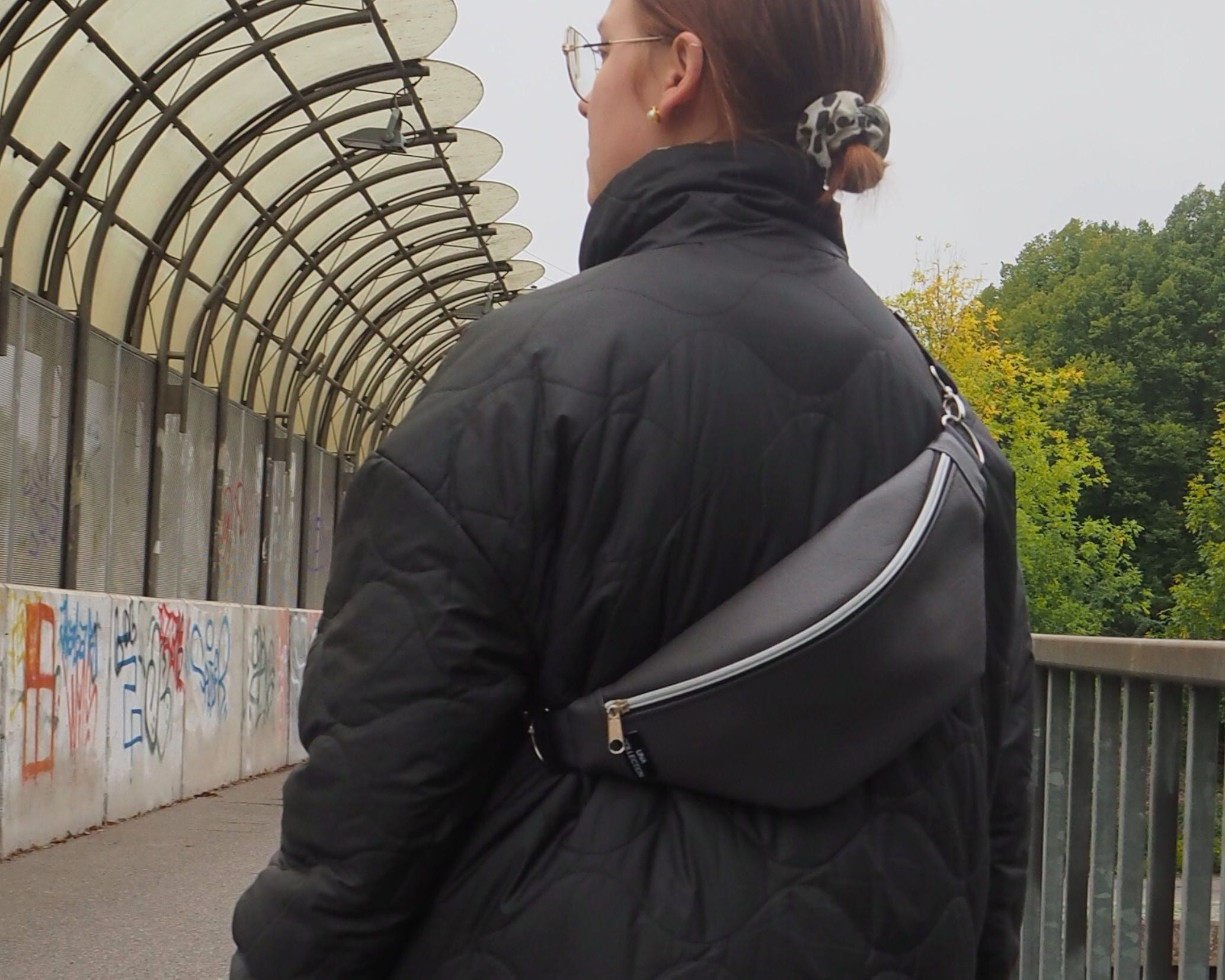 EMILIA-vyölaukku, ylijäämä keinonahka, harmaa