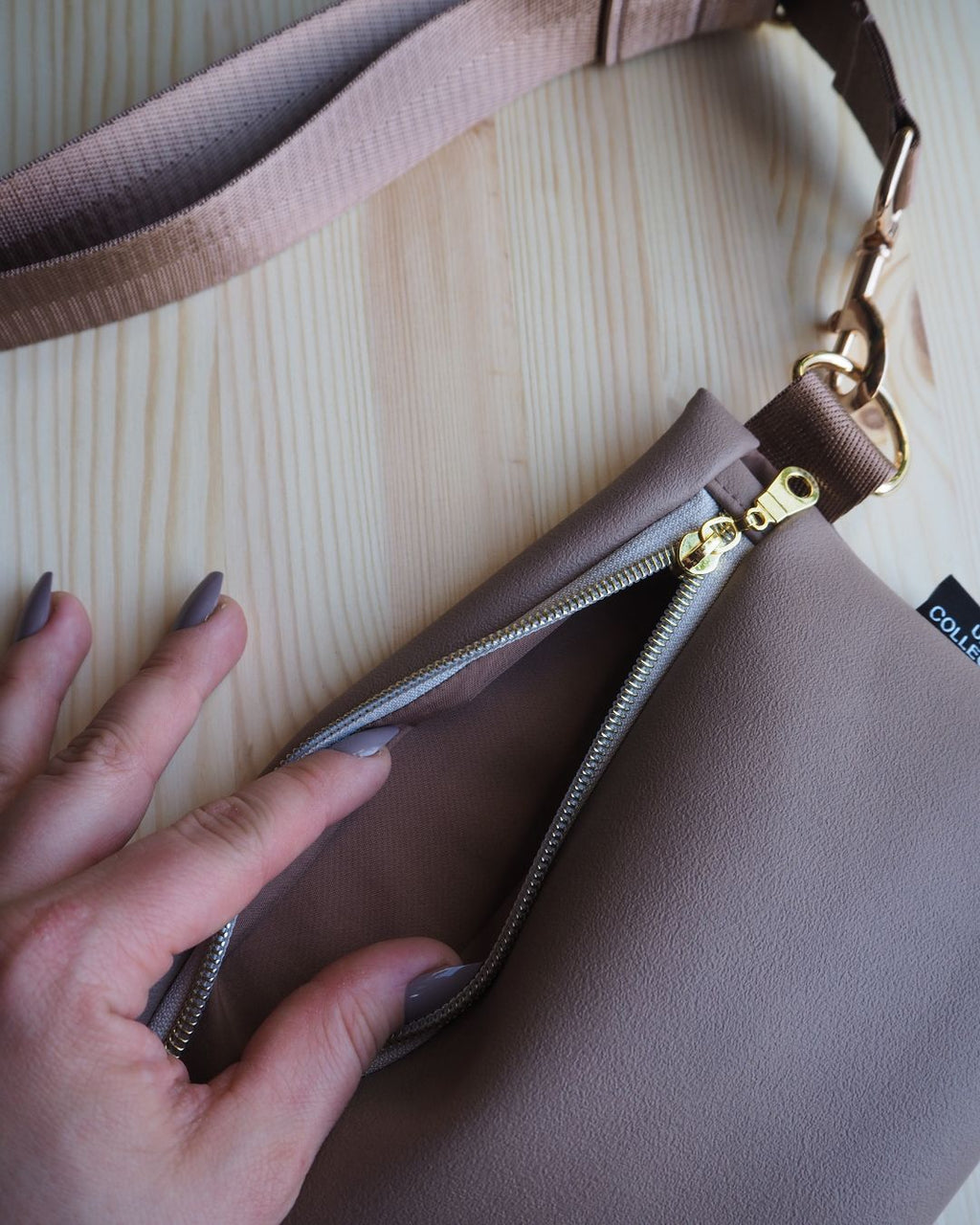 LILIAN-laukku, aavikko taupe