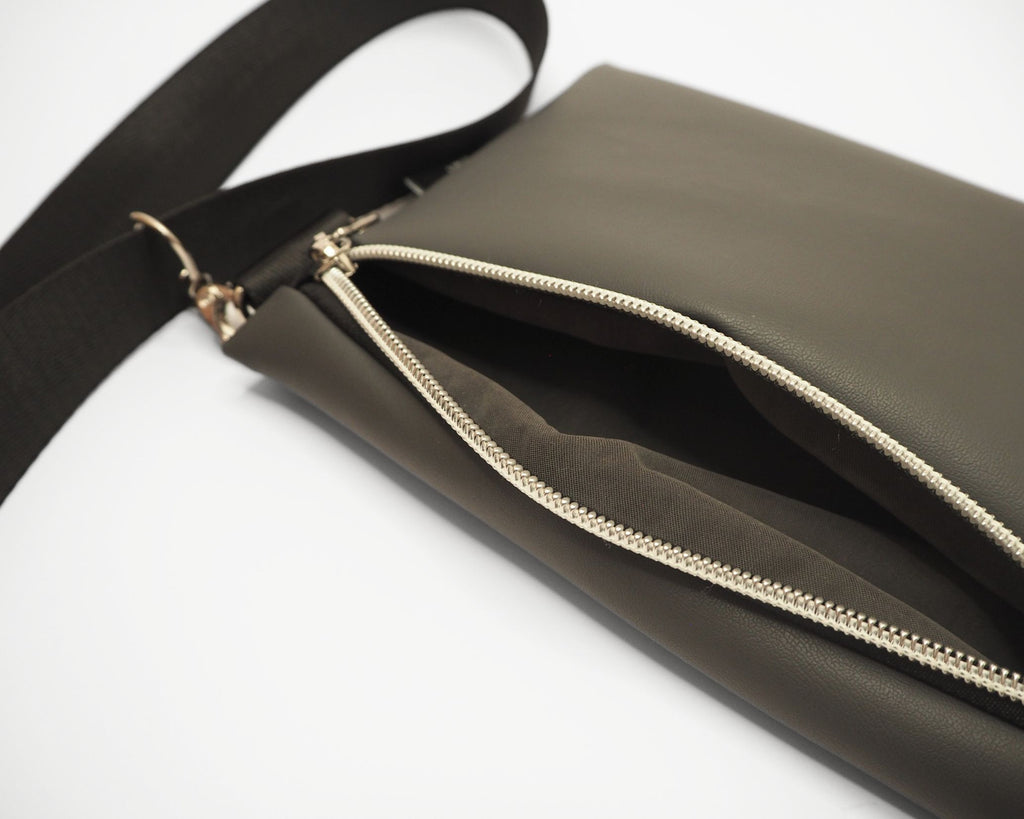 LILIAN-laukku vyölaukku crossbodylaukku harmaa