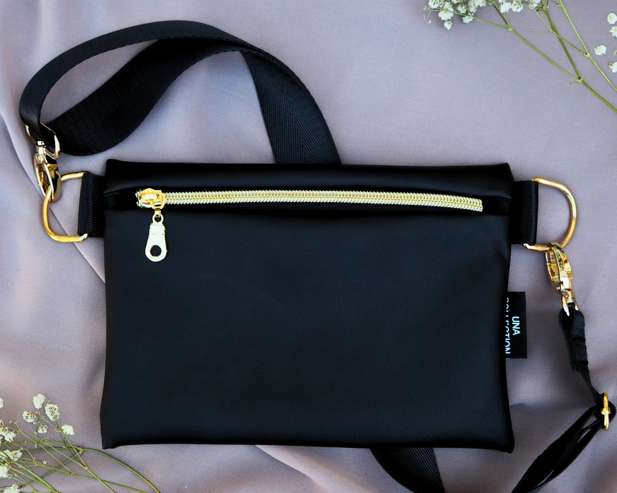 LILIAN-laukku vyölaukku crossbodylaukku musta värinen laukku musta laukkuhihna