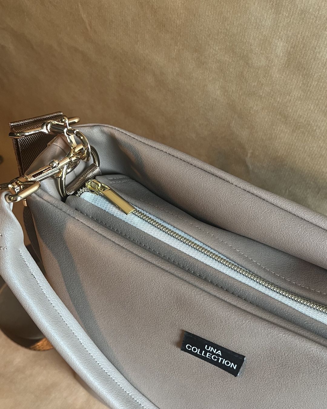 MARJA-bucketbag, aavikko taupe
