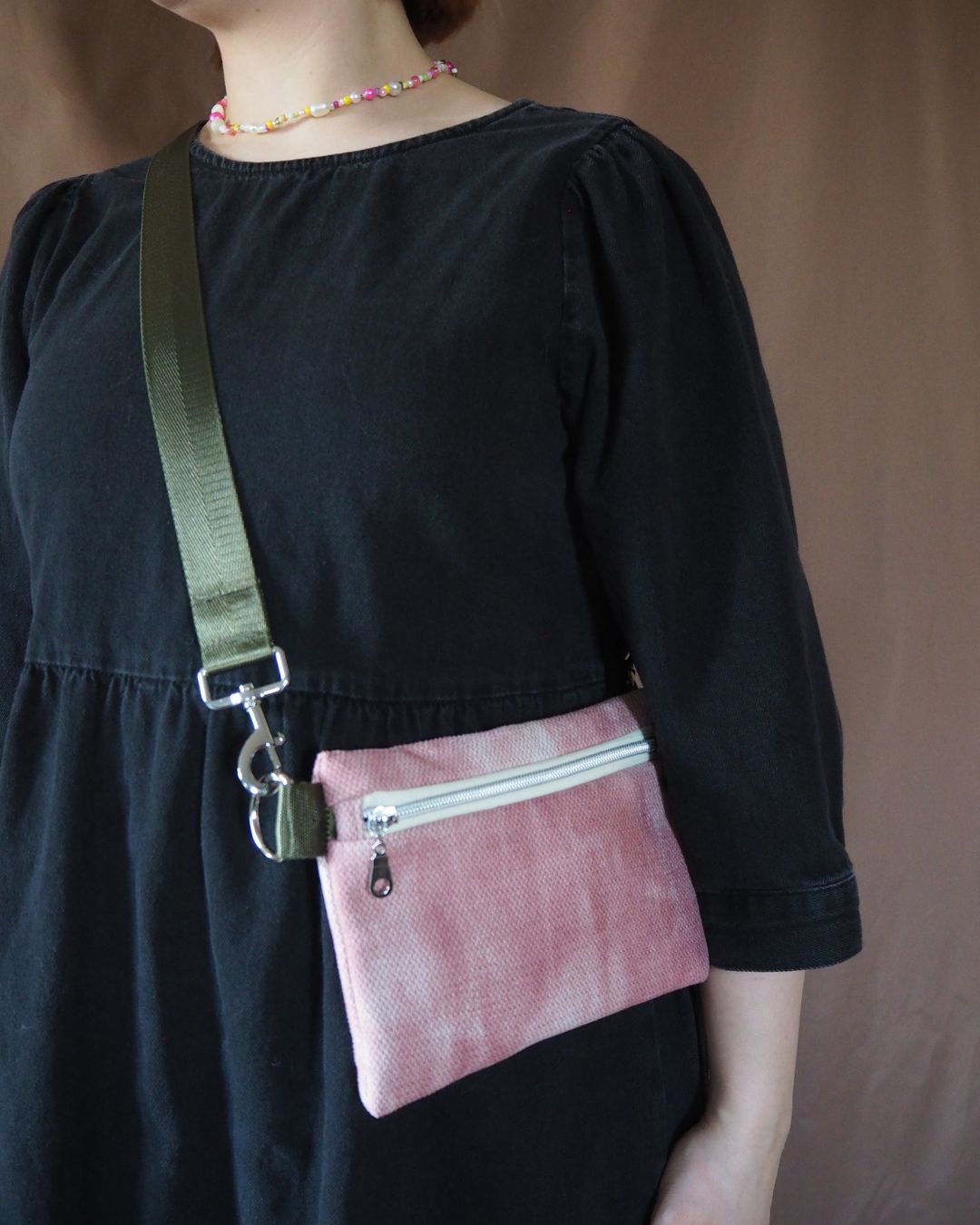 LILIAN-laukku, mansikka hattara